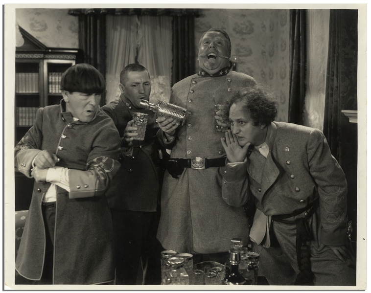 10 x 8 Glossy Photo From the 1935 Three Stooges Film Uncivil Warriors -- Very Good Condition